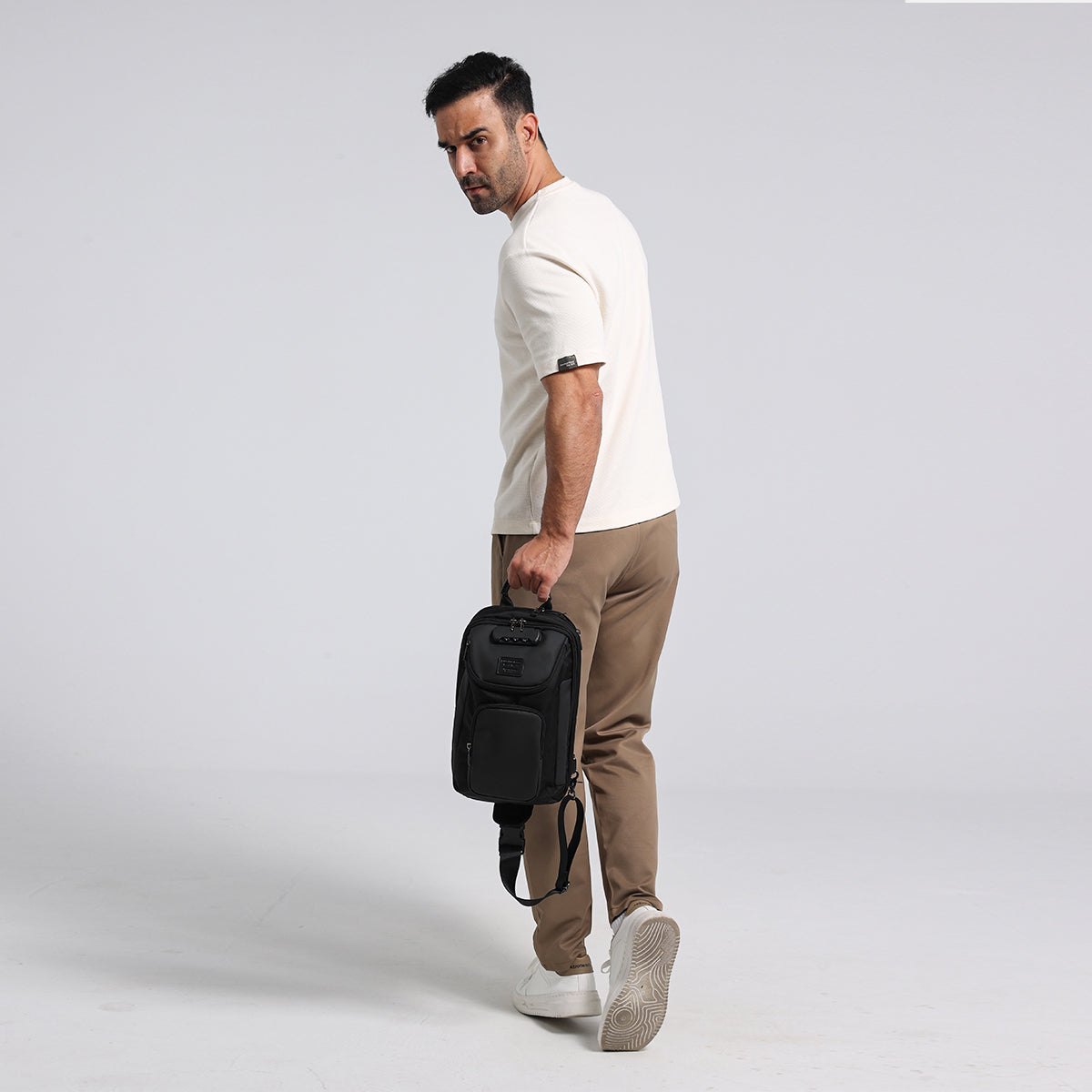 N6 Waterproof Crossbody Bag Theft-Proof Travel Shoulder Pack for Outdoor Riding & Urban Commute