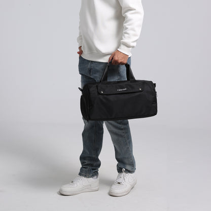 Minimalist Mobility: The R9 Sling for Active Lifestyles